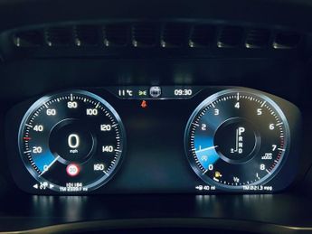 VOLVO XC90 2.0 T6 Inscription SUV 5dr Petrol Auto 4WD Euro 6 (s/s) (320 ps)