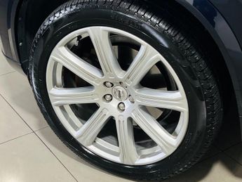 VOLVO XC90 2.0 T6 Inscription SUV 5dr Petrol Auto 4WD Euro 6 (s/s) (320 ps)