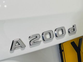 MERCEDES-BENZ A-CLASS 2.1 A200d AMG Line (Premium Plus) Hatchback 5dr Diesel 7G-DCT Eu