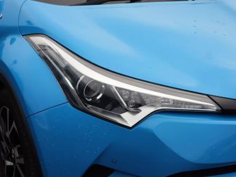 TOYOTA C-HR 1.8 VVT-h Design SUV 5dr Petrol Hybrid CVT Euro 6 (s/s) (122 ps)