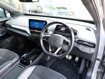 VOLKSWAGEN ID.4 Pure 52kWh Life SUV 5dr Electric Auto (148 ps)
