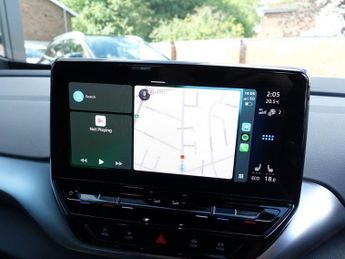 VOLKSWAGEN ID.4 Pure 52kWh Life SUV 5dr Electric Auto (148 ps)