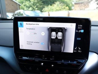 VOLKSWAGEN ID.4 Pure 52kWh Life SUV 5dr Electric Auto (148 ps)