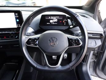 VOLKSWAGEN ID.4 Pure 52kWh Life SUV 5dr Electric Auto (148 ps)