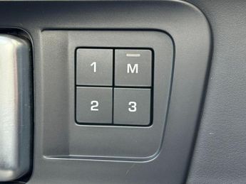 LAND ROVER DISCOVERY SPORT 2.0 Si4 HSE Luxury SUV 5dr Petrol Auto 4WD Euro 6 (s/s) (240 ps)