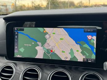 MERCEDES-BENZ E-CLASS 2.0 E220d AMG Line (Premium Plus) Saloon 4dr Diesel G-Tronic+ Eu