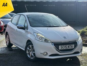 Peugeot 208 1.2 VTi PureTech Style Hatchback 5dr Petrol Manual Euro 6 (82 ps