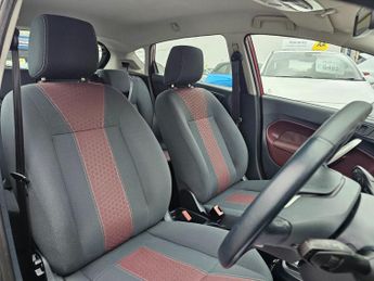 FORD FIESTA 1.4 Zetec Hatchback 5dr Petrol Automatic (154 g/km, 94 bhp)