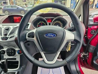 FORD FIESTA 1.4 Zetec Hatchback 5dr Petrol Automatic (154 g/km, 94 bhp)