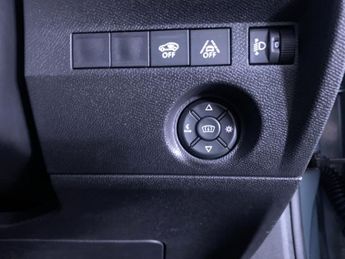 CITROEN C4 1.2 PureTech Shine Hatchback 5dr Petrol EAT8 Euro 6 (s/s) (130 p