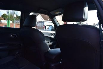 NISSAN JUKE 1.6 N-Connecta Petrol XTRON 117ps AUTOMATIC | LOW MILES | REVERS