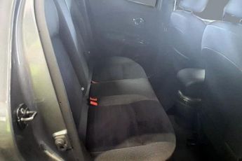 NISSAN JUKE 1.6 N-Connecta SUV 5dr Petrol XTRON Euro 6 (117 ps)