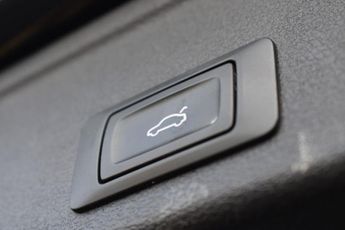 AUDI A4 AVANT 2.0 TDI 35 SE Estate Diesel S Tronic (150ps) EXCELLENT MPG | PAR