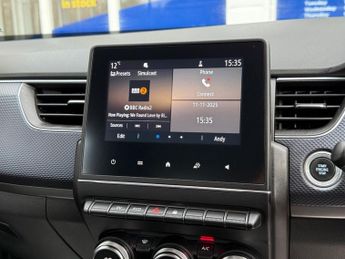 RENAULT ARKANA 1.6 E-TECH Iconic SUV 5dr Petrol Hybrid Auto 2WD Euro 6 (s/s) (1