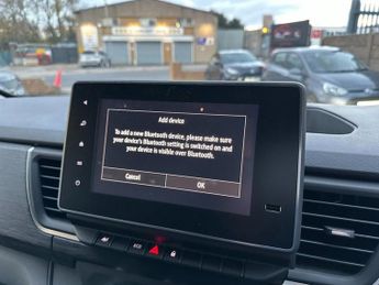 RENAULT Trafic E-Tech LL30 52kWh Advance Panel Van 5dr Electric Auto L2 H1 (122 ps)