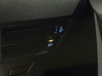 TOYOTA YARIS 1.5 VVT-h Design Hatchback 5dr Petrol Hybrid E-CVT Euro 6 (s/s) 