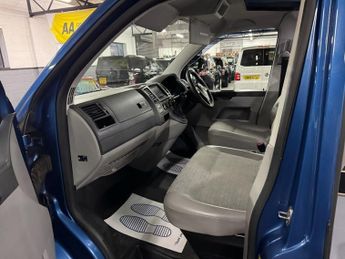 VOLKSWAGEN TRANSPORTER 2.0 TDI T30 Panel Van 4dr Diesel DSG L3 H1 (216 g/km, 138 bhp)