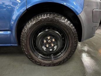 VOLKSWAGEN TRANSPORTER 2.0 TDI T30 Panel Van 4dr Diesel DSG L3 H1 (216 g/km, 138 bhp)