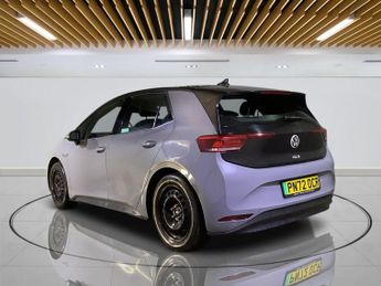 VOLKSWAGEN ID.3 Pro 58kWh Life Hatchback 5dr Electric Auto (145 ps)