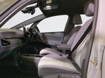 VOLKSWAGEN ID.3 Pro 58kWh Life Hatchback 5dr Electric Auto (145 ps)
