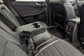 FORD KUGA 2.5 EcoBoost Duratec 14.4kWh ST-Line SUV 5dr Petrol Plug-in Hybr