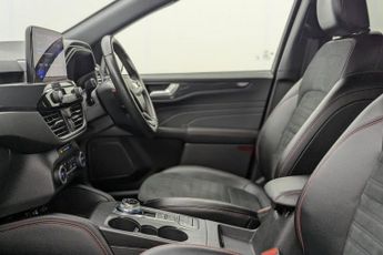 FORD KUGA 2.5 EcoBoost Duratec 14.4kWh ST-Line SUV 5dr Petrol Plug-in Hybr