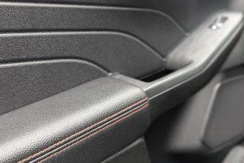 FORD KUGA 2.5 EcoBoost Duratec 14.4kWh ST-Line SUV 5dr Petrol Plug-in Hybr