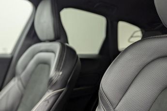 VOLVO XC60 2.0 T5 R-Design SUV 5dr Petrol Auto AWD Euro 6 (s/s) (250 ps)