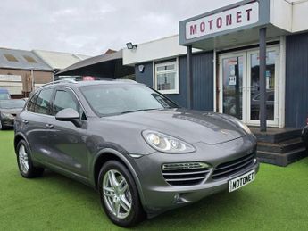 Porsche Cayenne 3.0 TD V6 SUV 5dr Diesel  AUTOMATIC  4WD Euro 5 (s/s) (240 ps)