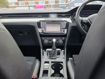 VOLKSWAGEN PASSAT 2.0 TDI GT Saloon 4dr Diesel AUTOMATIC  Euro 6 (s/s) (190 ps)