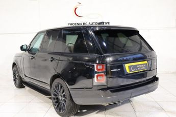 LAND ROVER RANGE ROVER 3.0 SD V6 Vogue SUV 5dr Diesel Auto 4WD Euro 6 (s/s) (275 ps)