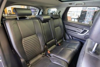 LAND ROVER DISCOVERY SPORT 2.0 TD4 HSE Luxury SUV 5dr Diesel Auto 4WD Euro 6 (s/s) (180 ps)