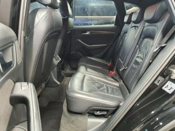 AUDI Q5 2.0 TDI S line Plus SUV 5dr Diesel S Tronic quattro Euro 6 (s/s)