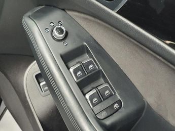 AUDI Q5 2.0 TDI S line Plus SUV 5dr Diesel S Tronic quattro Euro 6 (s/s)