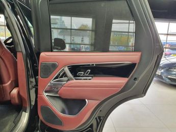 LAND ROVER RANGE ROVER 3.0 D350 MHEV Autobiography SUV 5dr Diesel Auto 4WD Euro 6 (s/s)