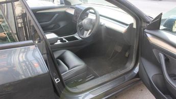 TESLA Model 3 Standard Range Plus Saloon 4dr Electric Auto RWD (241 bhp)