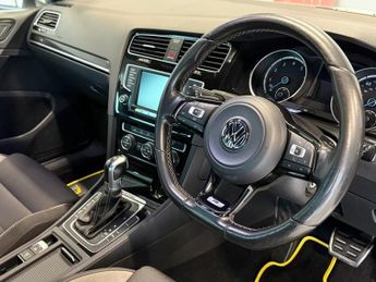 VOLKSWAGEN GOLF 2.0 TSI BlueMotion Tech R Estate 5dr Petrol DSG 4MOTION Euro 6 (