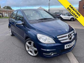 MERCEDES-BENZ B-CLASS 2.0 B200 CDI Sport MPV 5dr Diesel CVT (164 g/km, 140 bhp)