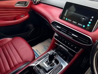 MG MG HS 1.5 T-GDI Trophy SUV 5dr Petrol DCT Euro 6 (s/s) (162 ps)