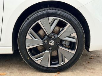 VAUXHALL Corsa Electric 50kWh Elite Nav Premium Hatchback 5dr Electric Auto (7.4Kw Charg