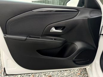 VAUXHALL Corsa Electric 50kWh Elite Nav Premium Hatchback 5dr Electric Auto (7.4Kw Charg