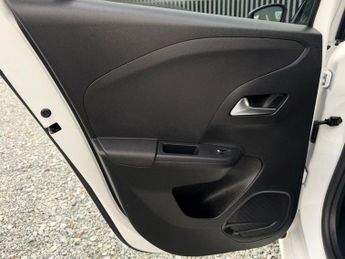 VAUXHALL Corsa Electric 50kWh Elite Nav Premium Hatchback 5dr Electric Auto (7.4Kw Charg