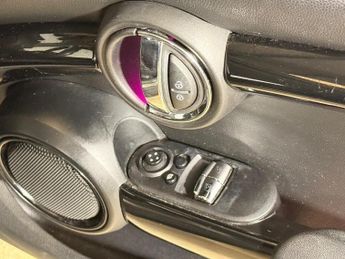 MINI HATCH 1.5 Cooper Hatchback 3dr Petrol Steptronic Euro 6 (s/s) (136 ps)