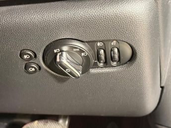 MINI HATCH 1.5 Cooper Hatchback 3dr Petrol Steptronic Euro 6 (s/s) (136 ps)