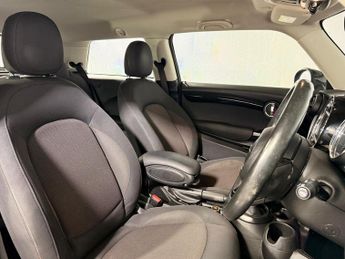 MINI HATCH 1.5 Cooper Hatchback 3dr Petrol Steptronic Euro 6 (s/s) (136 ps)