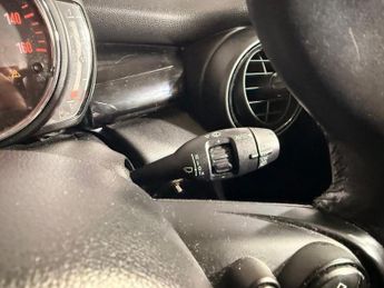 MINI HATCH 1.5 Cooper Hatchback 3dr Petrol Steptronic Euro 6 (s/s) (136 ps)