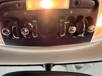 MINI HATCH 1.5 Cooper Hatchback 3dr Petrol Steptronic Euro 6 (s/s) (136 ps)