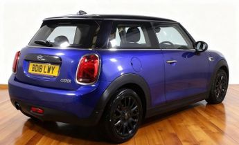 MINI HATCH 1.5 Cooper Hatchback 3dr Petrol Steptronic Euro 6 (s/s) (136 ps)