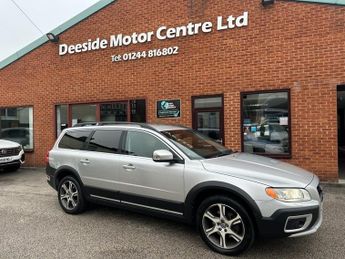 Volvo XC70 2.4 D5 SE Lux Estate 5dr Diesel Geartronic AWD Euro 5 (215 ps)