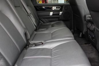 LAND ROVER DISCOVERY 4 3.0 SD V6 HSE SUV 5dr Diesel Auto 4WD Euro 6 (s/s) (256 bhp)